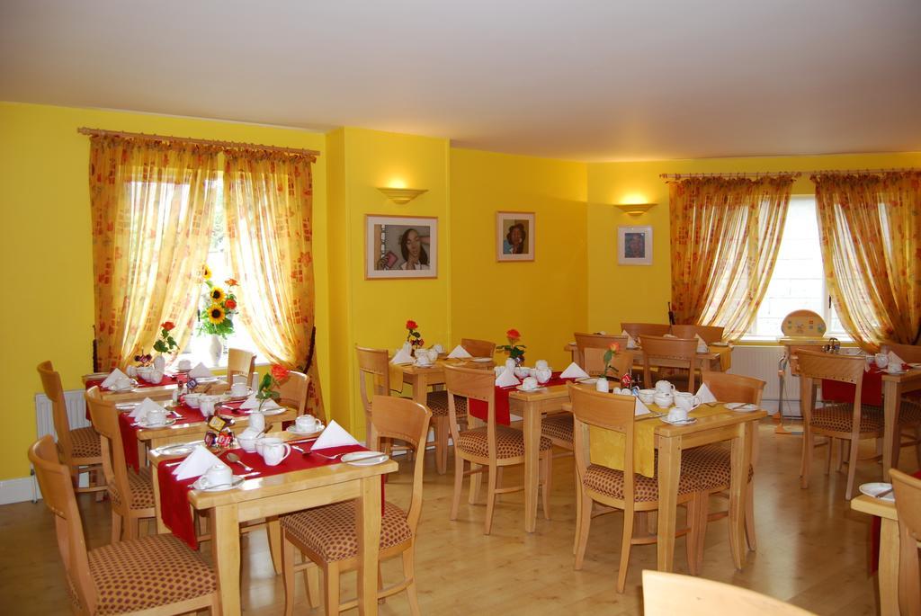 Fanad House Hotel คิลเคนนี ภายนอก รูปภาพ